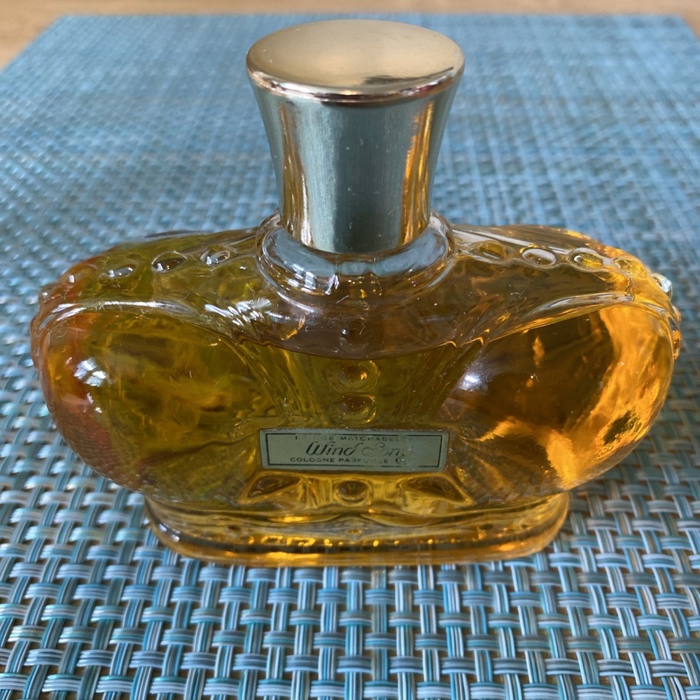 VINTAGE 4 OZ WIND SONG BY PRINCE MATCHABELLI BOTTLE COLOGNE PARFUM